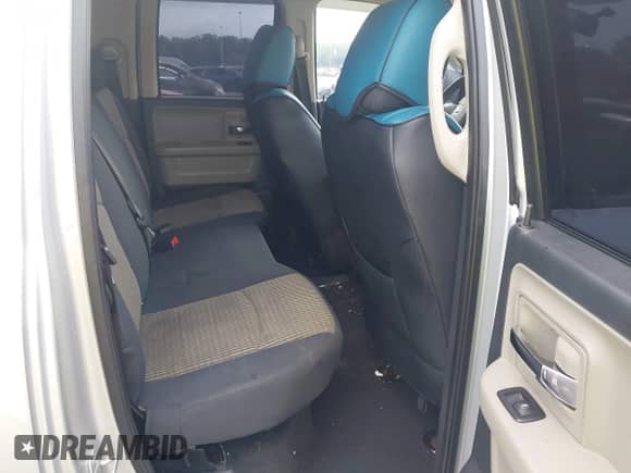 2009 Dodge 1500 SLT with VIN 1D3HB18P09S767716, listed as a IAAI auction lot 42601499 with 195,543 mi miles and . Bid and sale history available at DreamBid. Image 8.