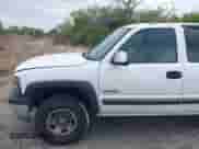 2000 Chevrolet Silverado 2500 LS с VIN 1GCGK29U0YE421788, выставлен на аукционе IAAI как лот 41740928 с пробегом 192 447 миль миль и . История ставок и продаж доступна на DreamBid. Изображение 12.