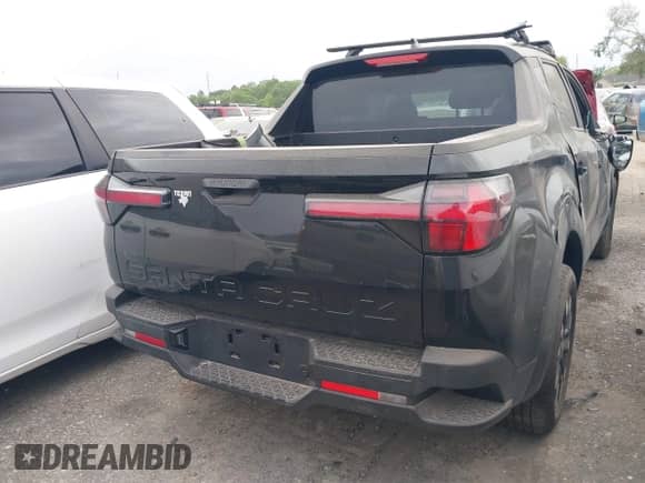 2025 Hyundai Santa Cruz SEL with VIN 5NTJB4DEXSH126191, listed as a IAAI auction lot 41847233 with 2,744 mi miles and . Bid and sale history available at DreamBid. Image 4.