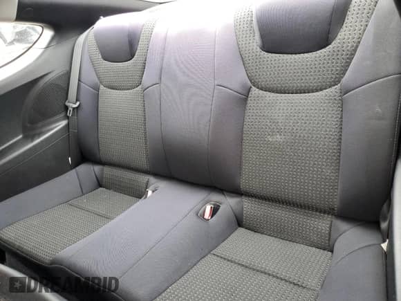 2010 Hyundai Genesis Coupe с VIN KMHHT6KD6AU004329, выставлен на аукционе Copart как лот 80905244 с пробегом 77 586 миль миль и Списание • Salvage title. История ставок и продаж доступна на DreamBid. Изображение 10.