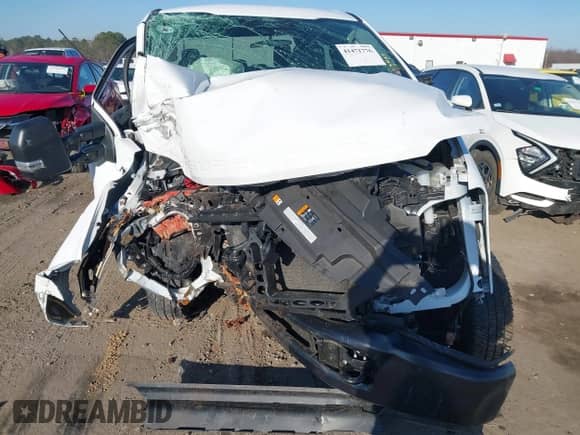 2024 Ford F-250 XL z VIN 1FT7W2BA5REC98978, wystawiony jako IAAI lot #41471776 z przebiegiem Nie podano mil oraz . Historia ofert i sprzedaży dostępna na DreamBid. Obrazek 13.