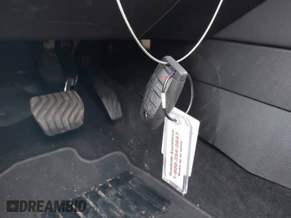 2025 Mitsubishi Outlander SE z VIN JA4J4VA83SZ016874, wystawiony jako IAAI lot #43491496 z przebiegiem 8 726 mil mil oraz . Historia ofert i sprzedaży dostępna na DreamBid. Obrazek 11.