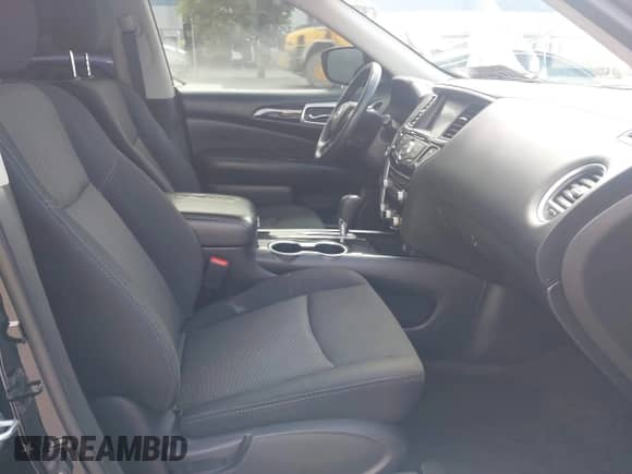 2019 Nissan Pathfinder SV с VIN 5N1DR2MN9KC632341, выставлен на аукционе IAAI как лот 41906497 с пробегом 99 418 миль миль и . История ставок и продаж доступна на DreamBid. Изображение 5.