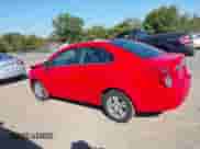 2015 Chevrolet Sonic LT с VIN 1G1JC5SH5F4140678, выставлен на аукционе IAAI как лот 43140952 с пробегом 102 138 миль миль и . История ставок и продаж доступна на DreamBid. Изображение 14.