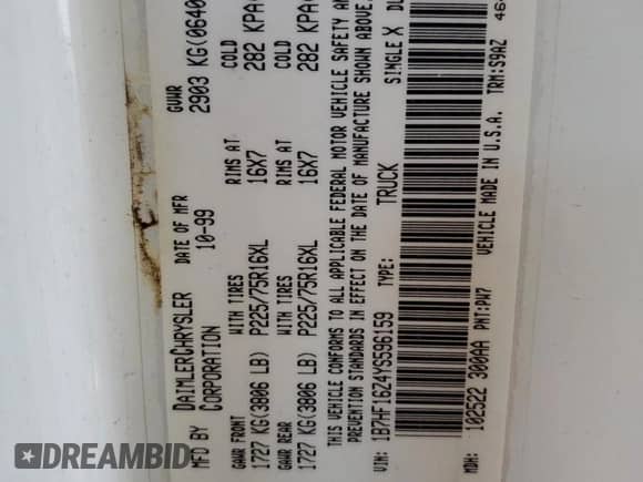 2000 Dodge 1500 with VIN 1B7HF16Z4YS596159, listed as a Copart auction lot 67045704 with 151,822 mi miles and Clean title. Bid and sale history available at DreamBid. Image 12.