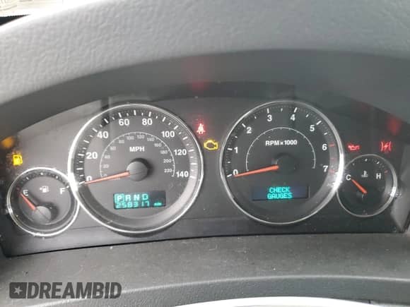 2007 Jeep Grand Cherokee Laredo с VIN 1J8GR48K57C646153, выставлен на аукционе Copart как лот 48402325 с пробегом 258 317 миль миль и Списание • Salvage title. История ставок и продаж доступна на DreamBid. Изображение 9.