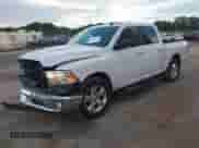 2018 Ram 1500 Big Horn z VIN 3C6RR6LT9JG195087, wystawiony jako IAAI lot #43338708 z przebiegiem 145 922 mil mil oraz . Historia ofert i sprzedaży dostępna na DreamBid. Obrazek 2.