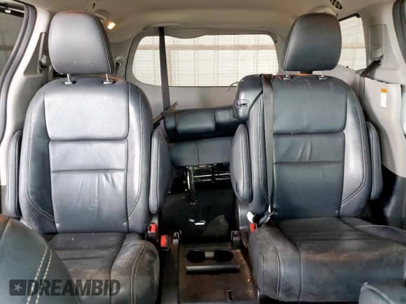 2018 Toyota Sienna SE with VIN 5TDXZ3DCXJS926267, listed as a Copart auction lot 85532495 with 144,559 mi miles and Salvage title. Bid and sale history available at DreamBid. Image 10.