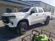 2024 Chevrolet Silverado 1500 Custom Trail Boss с VIN 3GCPDCEK5RG334807, выставлен на аукционе Copart как лот 53240155 с пробегом Не указан миль и Списание • Salvage title. История ставок и продаж доступна на DreamBid. Изображение 1.