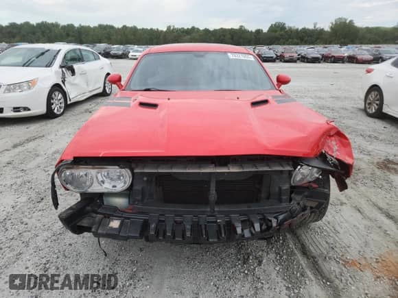 2014 Dodge Challenger R/T with VIN 2C3CDYBT8EH177264, listed as a Copart auction lot 70327855 with 105,628 mi miles and Salvage title. Bid and sale history available at DreamBid. Image 5.