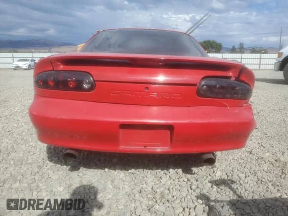 2000 Chevrolet Camaro с VIN 2G1FP22K6Y2121828, выставлен на аукционе Copart как лот 82100235 с пробегом 147 527 миль миль и Списание • Salvage title. История ставок и продаж доступна на DreamBid. Изображение 6.
