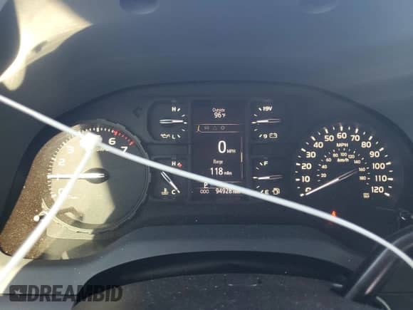 2019 Toyota Tundra SR с VIN 5TFUM5F10KX079800, выставлен на аукционе Copart как лот 81719915 с пробегом 94 928 миль миль и Списание • Salvage title. История ставок и продаж доступна на DreamBid. Изображение 9.