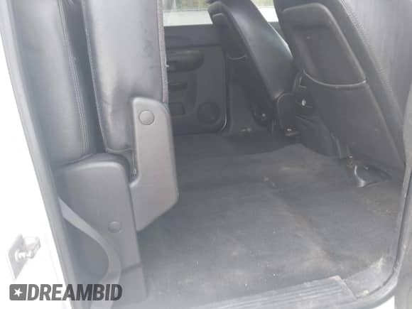 2008 Chevrolet Silverado 1500 LTZ with VIN 2GCEK13M781106322, listed as a IAAI auction lot 41375939 with 354,322 mi miles and . Bid and sale history available at DreamBid. Image 8.