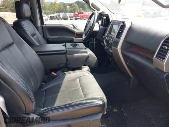 2020 Ford F-150 XL с VIN 1FTEW1EP3LFA20843, выставлен на аукционе IAAI как лот 43174291 с пробегом 86 095 миль миль и . История ставок и продаж доступна на DreamBid. Изображение 5.