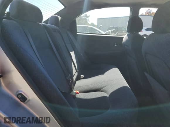 2003 Hyundai Sonata with VIN KMHWF25SX3A818800, listed as a Copart auction lot 82638495 with 127,008 mi miles and Salvage title. Bid and sale history available at DreamBid. Image 10.