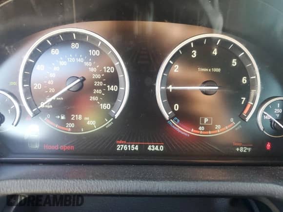 2017 BMW X3 sDrive28i with VIN 5UXWZ7C5XH0V85132, listed as a Copart auction lot 82264555 with 276,154 mi miles and Clean title. Bid and sale history available at DreamBid. Image 9.