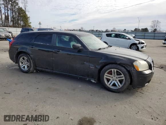 2006 Dodge Magnum R/T with VIN 2D4GV57236H117759, listed as a Copart auction lot 42022065 with 250,931 mi miles and Salvage title. Bid and sale history available at DreamBid. Image 4.