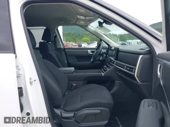 2024 Hyundai Santa Fe SE z VIN 5NMP14GL4RH051114, wystawiony jako IAAI lot #42992457 z przebiegiem 5 959 mil mil oraz . Historia ofert i sprzedaży dostępna na DreamBid. Obrazek 5.