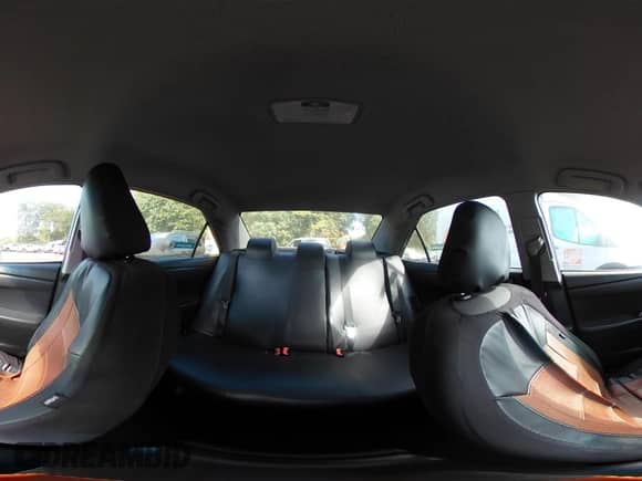 2016 Toyota Camry LE z VIN 4T1BD1FK7GU188333, wystawiony jako IAAI lot #43300091 z przebiegiem 305 952 mil mil oraz . Historia ofert i sprzedaży dostępna na DreamBid. Obrazek 21.