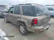 2002 Chevrolet TrailBlazer LS с VIN 1GNDS13S822512120, выставлен на аукционе IAAI как лот 42760390 с пробегом 242 474 миль миль и . История ставок и продаж доступна на DreamBid. Изображение 3.
