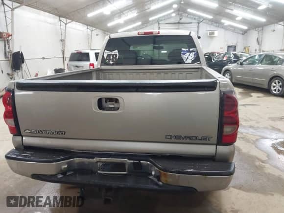 2005 Chevrolet Silverado 1500 Z71 с VIN 1GCEK19Z55Z148705, выставлен на аукционе IAAI как лот 42084628 с пробегом 217 172 миль миль и . История ставок и продаж доступна на DreamBid. Изображение 16.