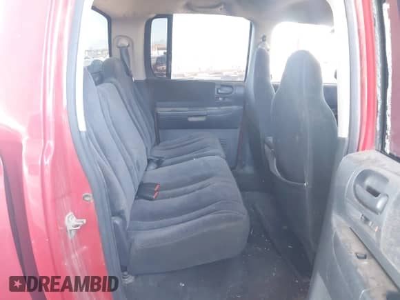 2002 Dodge Dakota SLT with VIN 1B7HL48X72S542335, listed as a IAAI auction lot 43320738 with 239,957 mi miles and . Bid and sale history available at DreamBid. Image 8.