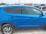 2019 Hyundai Tucson SE z VIN KM8J23A40KU886328, wystawiony jako IAAI lot #39500657 z przebiegiem 56 117 mil mil oraz . Historia ofert i sprzedaży dostępna na DreamBid. Obrazek 14.