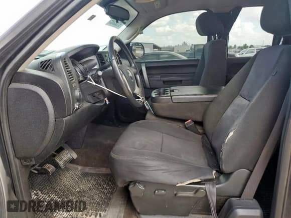 2010 GMC Sierra 1500 SLE z VIN 1GTSCVE04AZ124792, wystawiony jako Copart lot #61503085 z przebiegiem 195 971 mil mil oraz Szkoda całkowita • Salvage title. Historia ofert i sprzedaży dostępna na DreamBid. Obrazek 7.