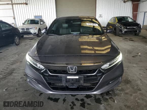 2018 Honda Accord Sport with VIN 1HGCV1F33JA145827, listed as a Copart auction lot 81913215 with 109,703 mi miles and Salvage title. Bid and sale history available at DreamBid. Image 5.