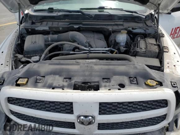 2019 Ram 1500 Express z VIN 1C6RR7FTXKS547069, wystawiony jako Copart lot #62017705 z przebiegiem 118 121 mil mil oraz Szkoda całkowita • Salvage title. Historia ofert i sprzedaży dostępna na DreamBid. Obrazek 11.