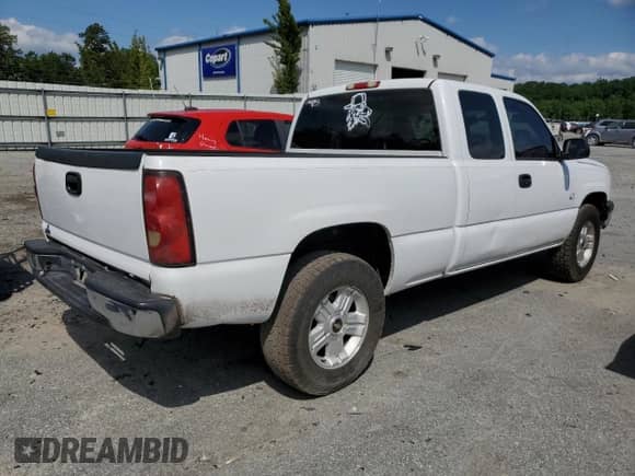 2004 Chevrolet Silverado 1500 LT with VIN 2GCEC19T741304811, listed as a Copart auction lot 51093294 with 231,354 mi miles and Salvage title. Bid and sale history available at DreamBid. Image 3.