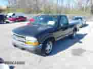 1999 Chevrolet S-10 LS with VIN 1GCCS1444XK153487, listed as a IAAI auction lot 41994464 with 190,403 mi miles and . Bid and sale history available at DreamBid. Image 2.