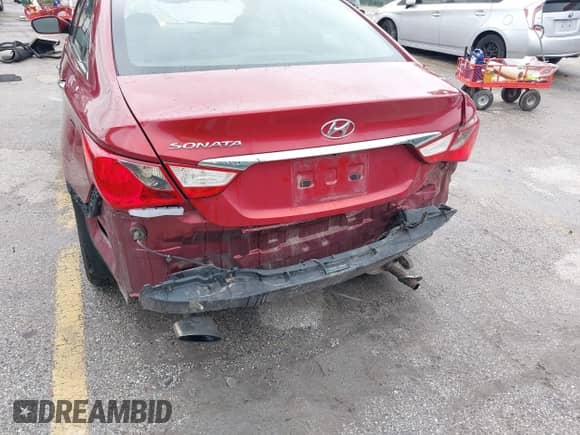 2013 Hyundai Sonata Limited with VIN 5NPEC4AC3DH727770, listed as a IAAI auction lot 42879779 with 113,432 mi miles and . Bid and sale history available at DreamBid. Image 6.