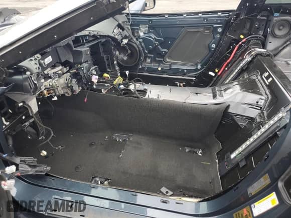 2019 Chevrolet Corvette ZR1 3ZR с VIN 1G1Y52D95K5801787, выставлен на аукционе Copart как лот 84962215 с пробегом Не указан миль и Списание • Salvage title. История ставок и продаж доступна на DreamBid. Изображение 7.