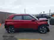 2024 Hyundai Venue SEL z VIN KMHRC8A38RU311795, wystawiony jako IAAI lot #42057265 z przebiegiem 5 485 mil mil oraz . Historia ofert i sprzedaży dostępna na DreamBid. Obrazek 13.