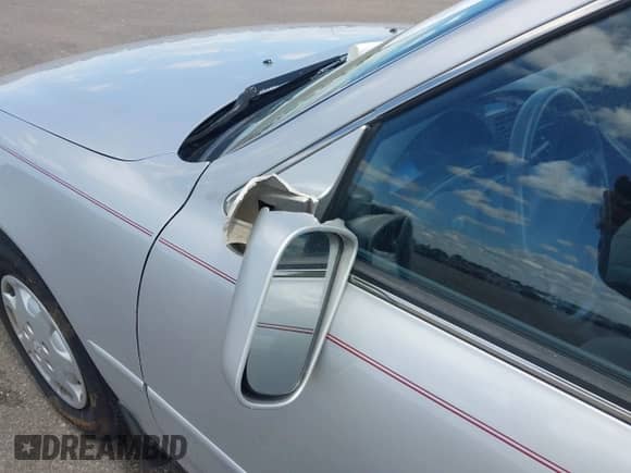 1992 Toyota Camry LE с VIN 4T1SK12EXNU101897, выставлен на аукционе IAAI как лот 42319166 с пробегом 134 260 миль миль и . История ставок и продаж доступна на DreamBid. Изображение 12.