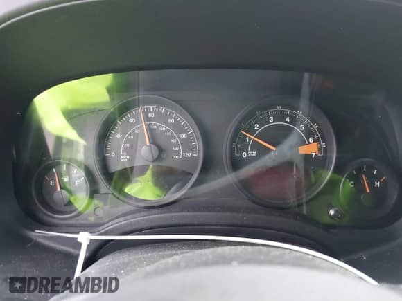 2017 Jeep Compass Sport с VIN 1C4NJCBA7HD124023, выставлен на аукционе IAAI как лот 41436187 с пробегом Не указан миль и . История ставок и продаж доступна на DreamBid. Изображение 7.