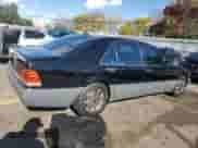 1993 Mercedes-Benz 500 with VIN WDBGA51E3PA135382, listed as a Copart auction lot 82648485 with 199,083 mi miles and Clean title. Bid and sale history available at DreamBid. Image 3.