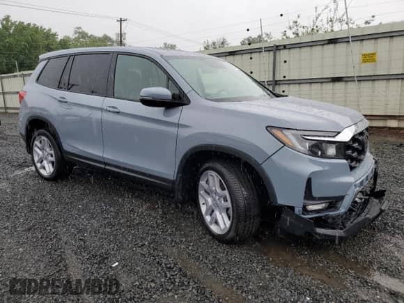2025 Honda Passport EX-L с VIN 5FNYF8H5XSB019174, выставлен на аукционе Copart как лот 60370915 с пробегом 7 584 миль миль и Списание • Salvage title. История ставок и продаж доступна на DreamBid. Изображение 4.