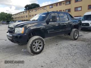 2012 Chevrolet Avalanche LT с VIN 3GNTKFE71CG143305, выставлен на аукционе Copart как лот 85477175 с пробегом 71 325 миль миль и Списание • Salvage title. История ставок и продаж доступна на DreamBid. Изображение 1.