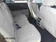 2016 Honda Pilot LX z VIN 5FNYF6H17GB092852, wystawiony jako IAAI lot #42406550 z przebiegiem 141 165 mil mil oraz . Historia ofert i sprzedaży dostępna na DreamBid. Obrazek 8.