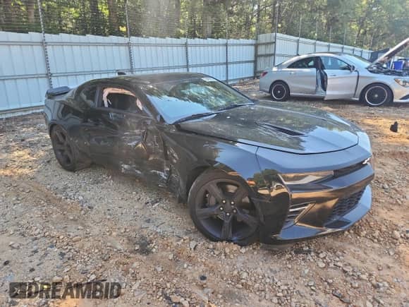 2017 Chevrolet Camaro 2SS z VIN 1G1FH1R76H0153267, wystawiony jako Copart lot #70491995 z przebiegiem Nie podano mil oraz Szkoda całkowita • Salvage title. Historia ofert i sprzedaży dostępna na DreamBid. Obrazek 4.