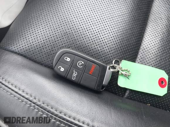 2020 Jeep Grand Cherokee High Altitude с VIN 1C4RJFCT2LC135805, выставлен на аукционе IAAI как лот 42163513 с пробегом 21 245 миль миль и . История ставок и продаж доступна на DreamBid. Изображение 11.