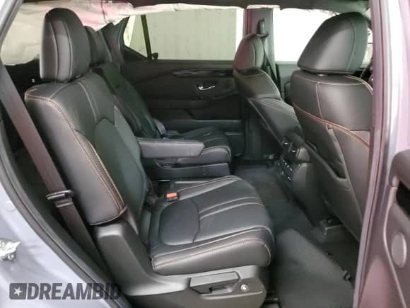 2025 Honda Pilot TrailSport with VIN 5FNYG1H61SB019027, listed as a Copart auction lot 66737735 with 11,721 mi miles and Salvage title. Bid and sale history available at DreamBid. Image 11.