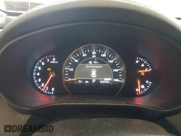 2019 Kia Sorento EX with VIN 5XYPHDA56KG497223, listed as a Copart auction lot 68876675 with 124,079 mi miles and Clean title. Bid and sale history available at DreamBid. Image 9.