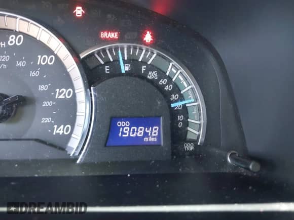 2014 Toyota Camry L z VIN 4T1BF1FK6EU438331, wystawiony jako IAAI lot #43094734 z przebiegiem 190 848 mil mil oraz . Historia ofert i sprzedaży dostępna na DreamBid. Obrazek 15.