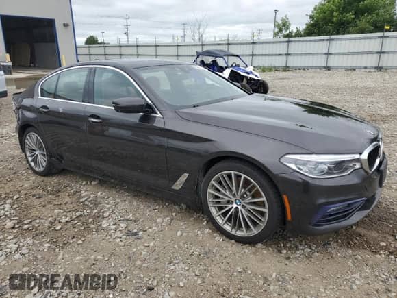 2017 BMW 5 Series 540i xDrive с VIN WBAJE7C31HG887791, выставлен на аукционе Copart как лот 65089745 с пробегом 112 562 миль миль и Чистый • Clean title. История ставок и продаж доступна на DreamBid. Изображение 4.