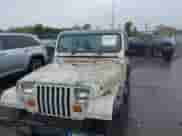 1990 Jeep Wrangler с VIN 2J4FY29T6LJ523487, выставлен на аукционе IAAI как лот 42008870 с пробегом 88 619 миль миль и . История ставок и продаж доступна на DreamBid. Изображение 6.
