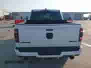 2022 Ram 1500 Laramie z VIN 1C6SRFJT0NN281941, wystawiony jako IAAI lot #43154813 z przebiegiem Nie podano mil oraz . Historia ofert i sprzedaży dostępna na DreamBid. Obrazek 17.