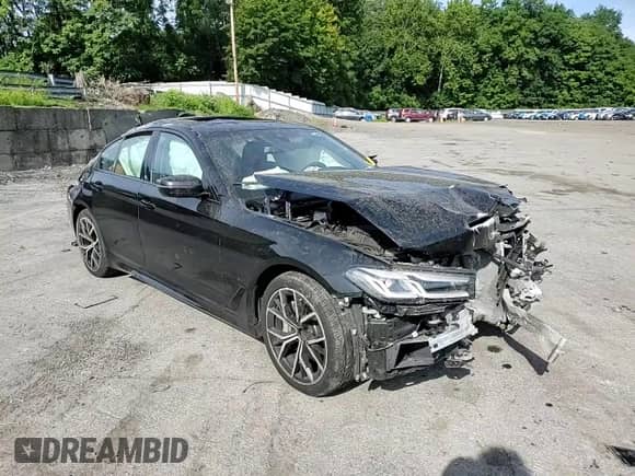 2023 BMW 5 Series 540i xDrive z VIN WBA73BJ04PCL30231, wystawiony jako Copart lot #70574975 z przebiegiem Nie podano mil oraz Szkoda całkowita • Salvage title. Historia ofert i sprzedaży dostępna na DreamBid. Obrazek 13.